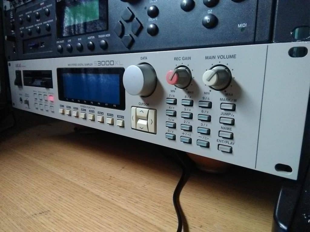 An Akai S3000XL rack sampler from the 1990s, the S-series line whose samplers offered offline time stretching